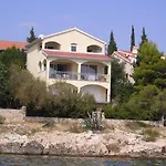 By The Sea Mavarstica, Ciovo - 11102 Apartment Trogir