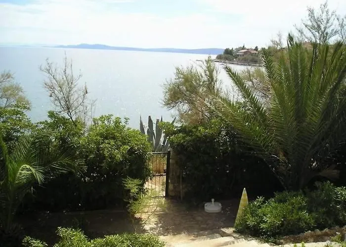 Apartment By The Sea Mavarstica, Ciovo - 11102 Trogir