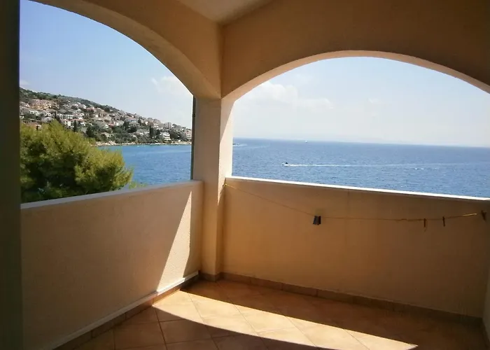 Appartement By The Sea Mavarstica, Ciovo - 11102