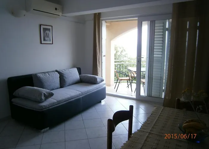 Appartement By The Sea Mavarstica, Ciovo - 11102 *